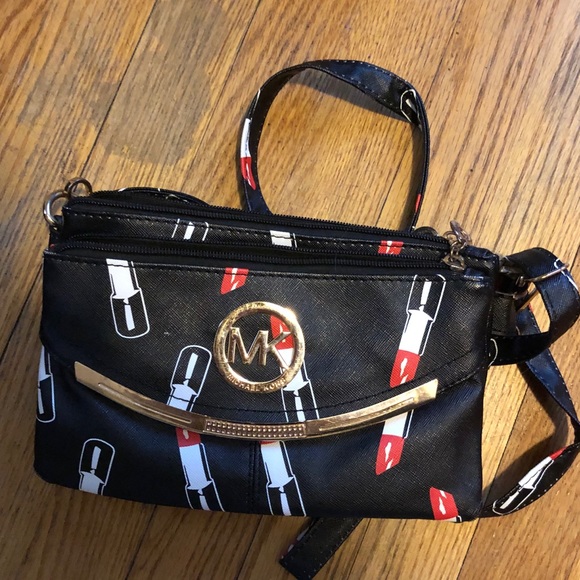 Michael Kors Handbags - Michael kors bag